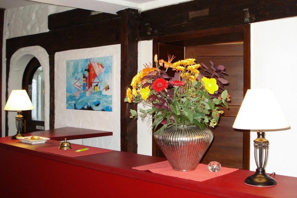 Hotel Zum Roemer 于伯林根 外观 照片